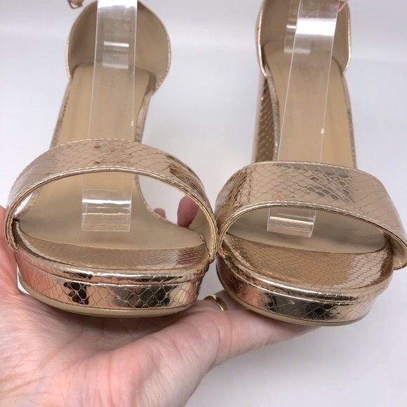 Boohoo Rose Gold Metallic Snake Platform Heels - Picture 6 of 11